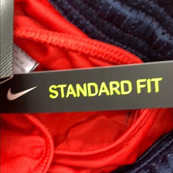 NIKE Women’s running shorts with Dri-Fit Technolog - Picture 8 of 9